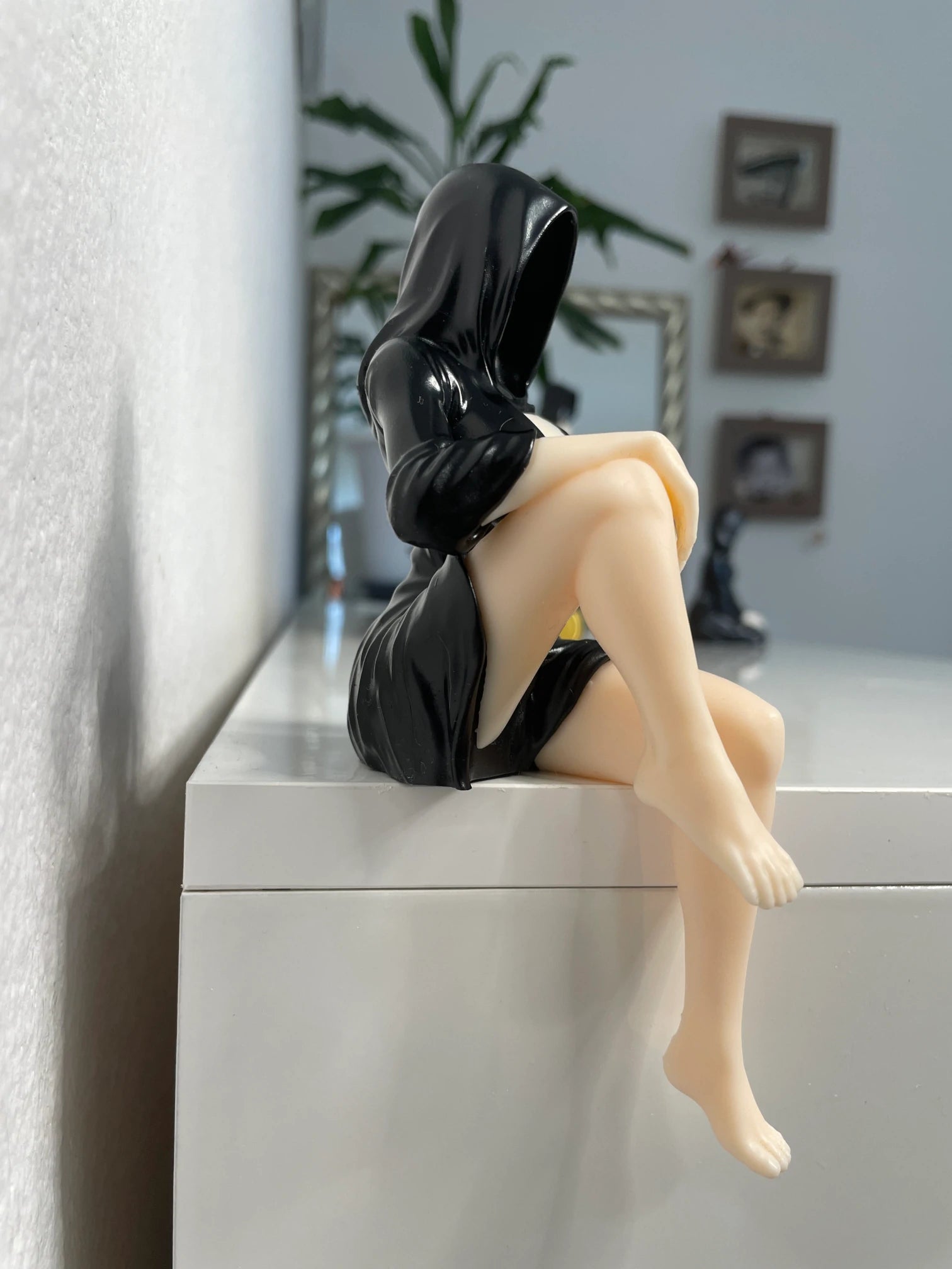 Die Hüterinnen der Stille - Exklusives Set aus 3 gesichtslosen Skulpturen, Gothic Dark Decor Statuen, Handveredeltes Sammlerstück, 15cm